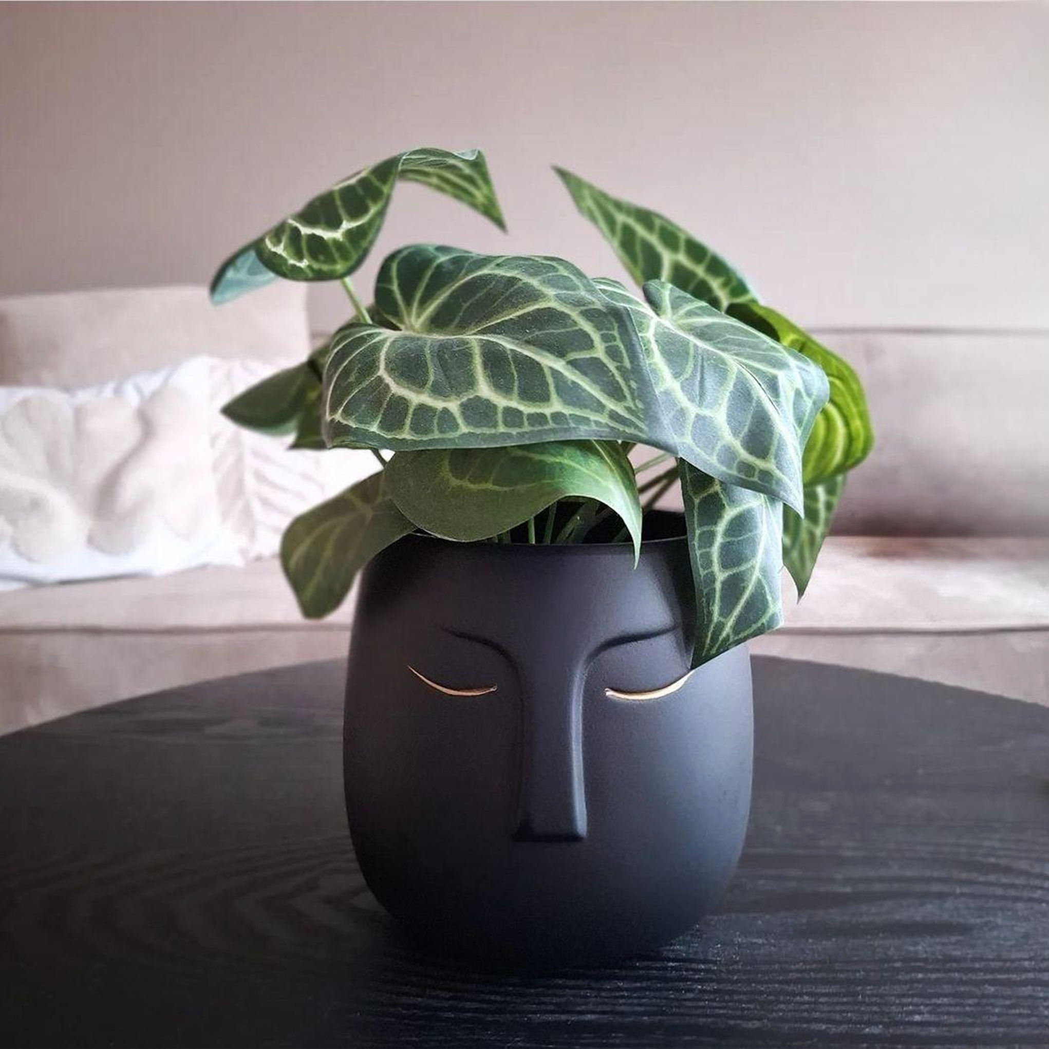 bloempot face zwart