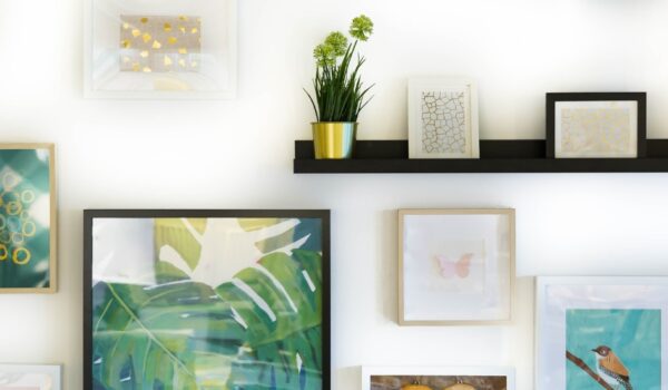 wanddecorantie-woonkamer-trends