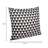Zwart met witte driehoekjes kussenhoes van 45 x 45