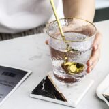 vierkanteoOnderzetter wit, zwart en goud met marmerlook