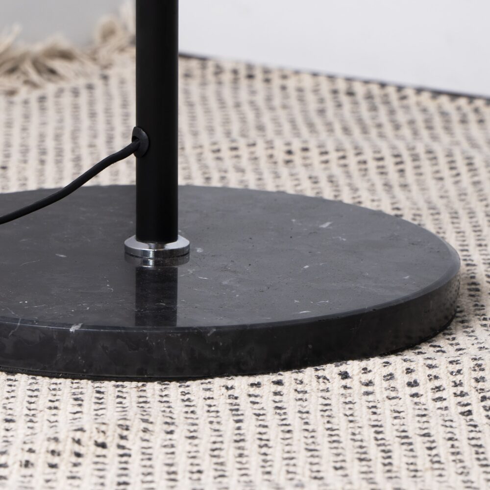 Zwart metalen voet met marmerlook