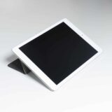 Tabletstandaard voor het kijken van films en video's
