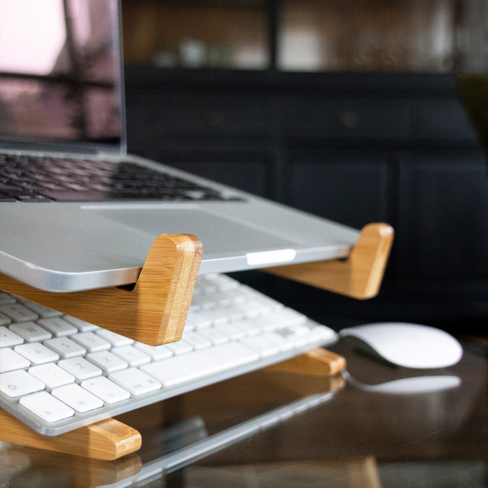 laptophouder met toetsen opbergruimte